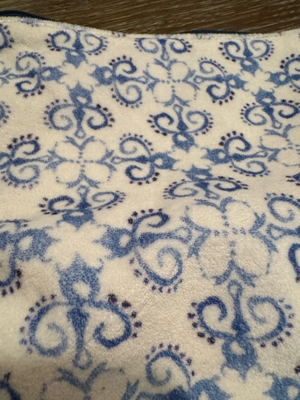 Primitives by Kathy soft zip
